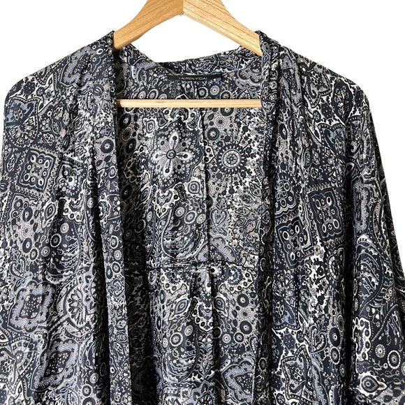Lauren Vidal Paisley Printed Silk Blend Open Front Kimono - Picture 2 of 6
